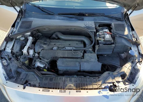 2014 Volvo S60 T5 z USA, uszkodzony, nr VIN YV1612FS0E2298793